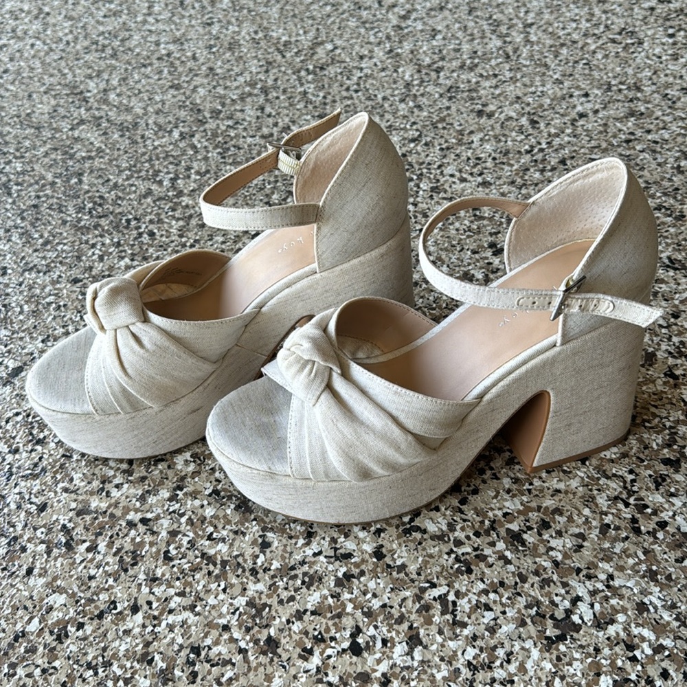 Linen style heels